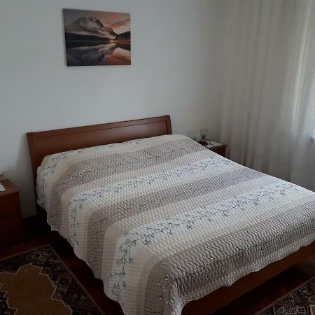 Apartman Ivan Pula Exterior foto