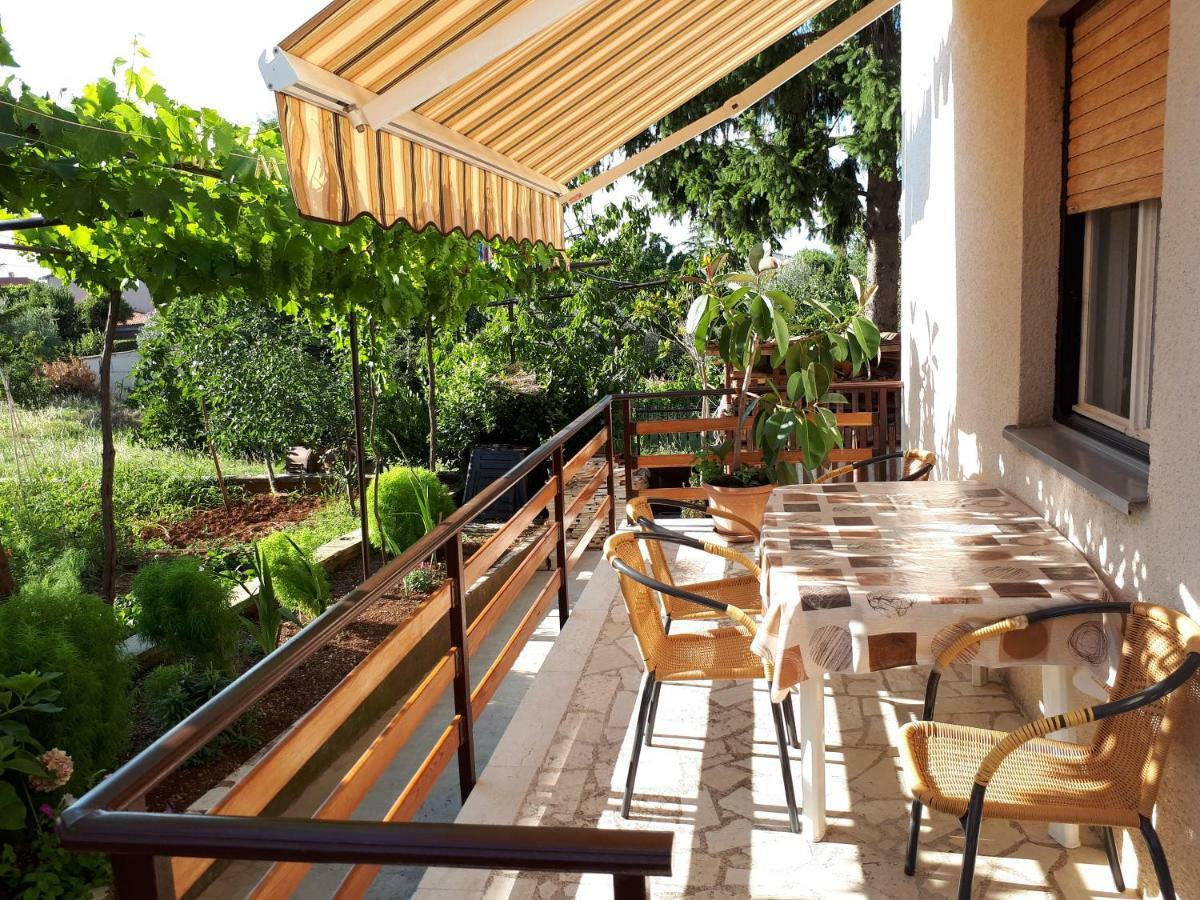 Apartman Ivan Pula Exterior foto